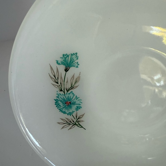 Vintage Anchor Hocking Fire King Bonnie Blue White with Blue Flowers Plate - Picture 3 of 7